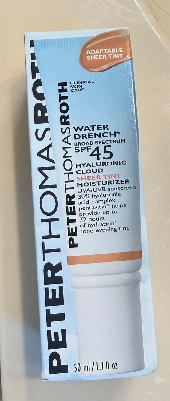 Peter Thomas Roth Water Drench Broad Spectrum SPF 45 Hyaluronic Cloud Sheer Tint